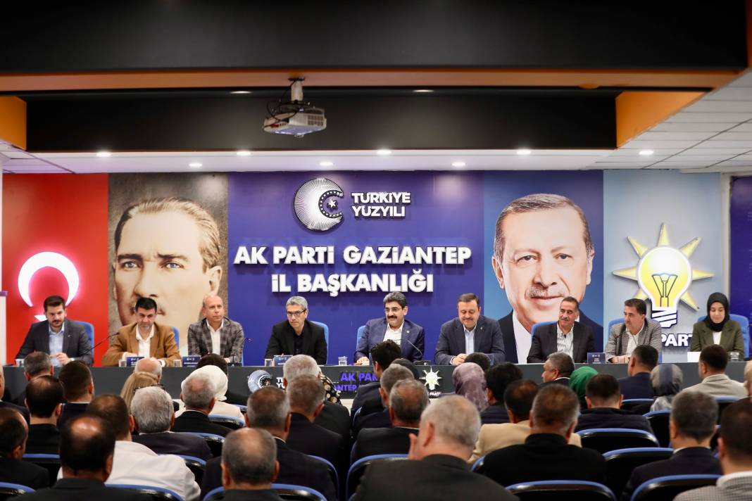 AK Parti Gaziantep Teşkilatında Güçlü İstişare: Hakan Aksu’dan Destek Ziyareti 3